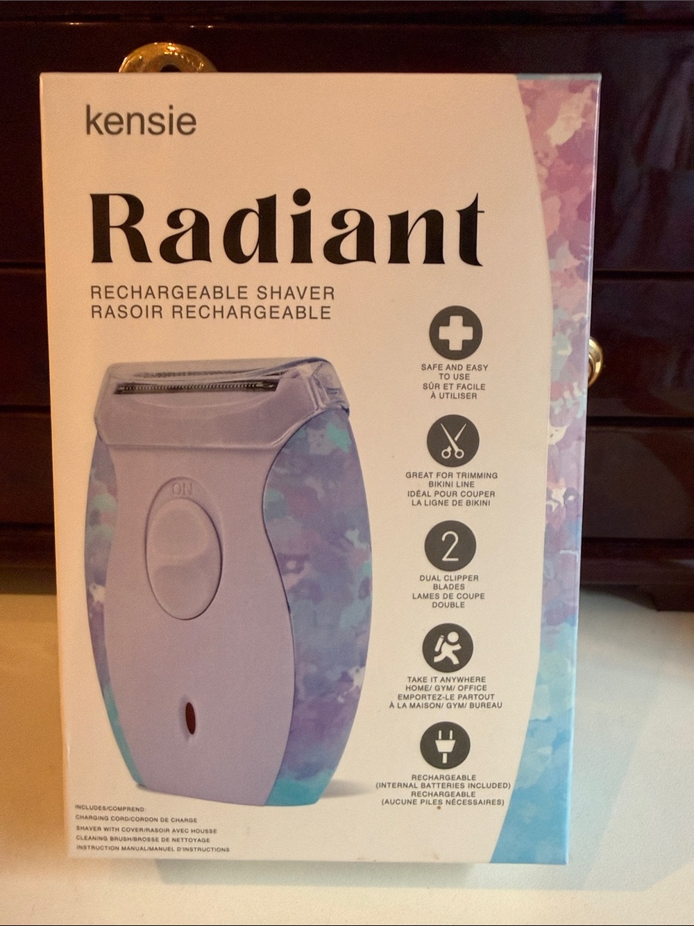 kensie Radiant Rechargeable Shaver – Lavender and Teal Floral